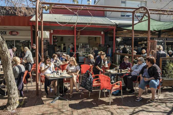 Un café au soleil à Alice Springs