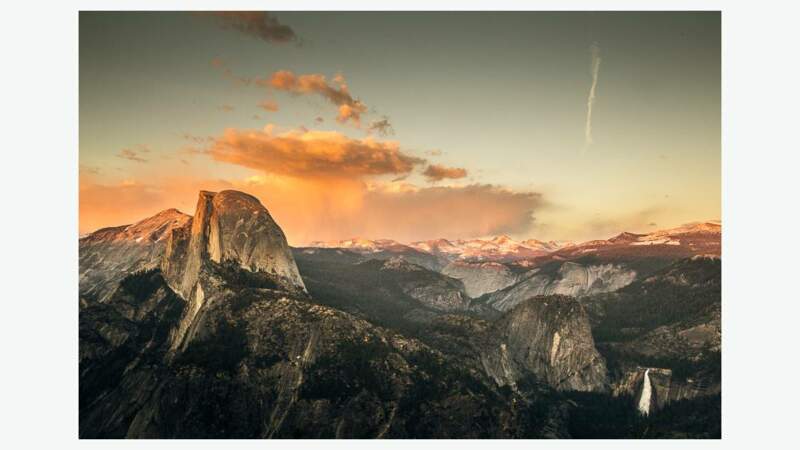 Le parc national de Yosemite situé dans les montagnes de la Sierra Nevada, dans l'est de la Californie
