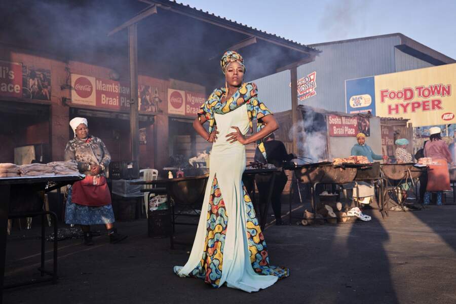 L'artiste drag queen Belinda Qaqamba Ka-Fassie dans un township non loin du Cap, en Afrique du Sud -  Catégorie "Portraits" (image seule)