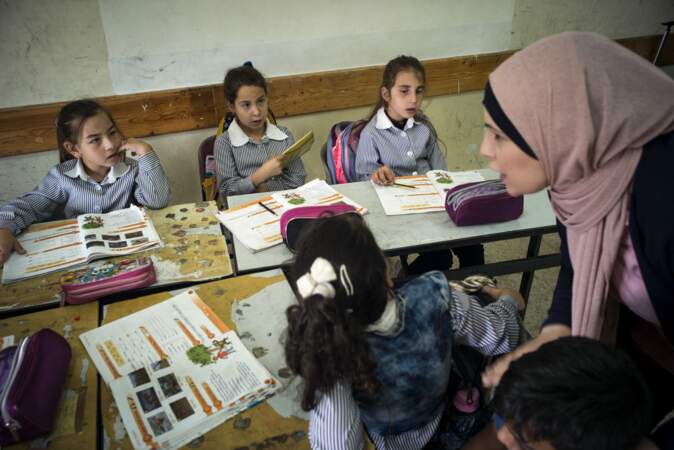 Palestiniens et Samaritains dans la même école