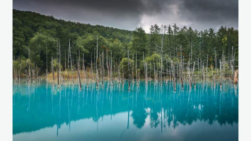 L'étang "bleu" d'Aoi Ike, Hokkaido 