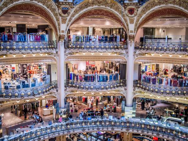 Les grands magasins parisiens