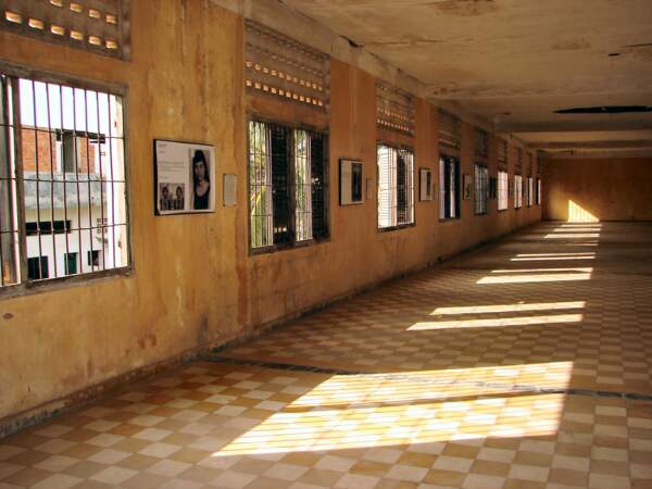 Le musée du génocide Tuol Sleng, situé dans une ancienne prison à Phnom Penh, au Cambodge