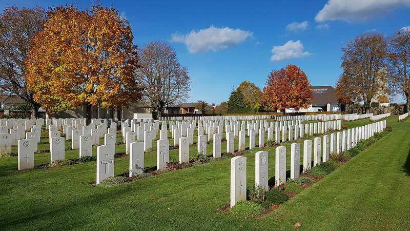 Le cimetière militaire britannique de Ranville
