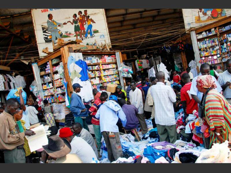 A l'espace beauté du marché couvert de Bujumbura, au Burundi, en Afrique.