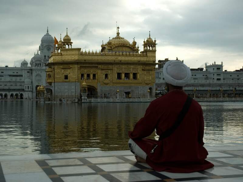 Temple d'or d'Amritsar en Inde du Nord