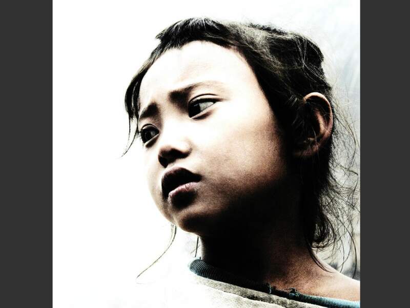 Une fillette de l'ethnie Phunoy, au Laos.