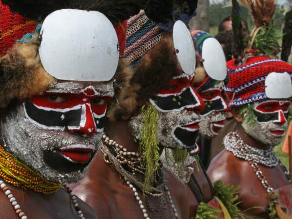 Guerriers Bee Pee à Mount Hagen, Papouasie-Nouvelle-Guinée