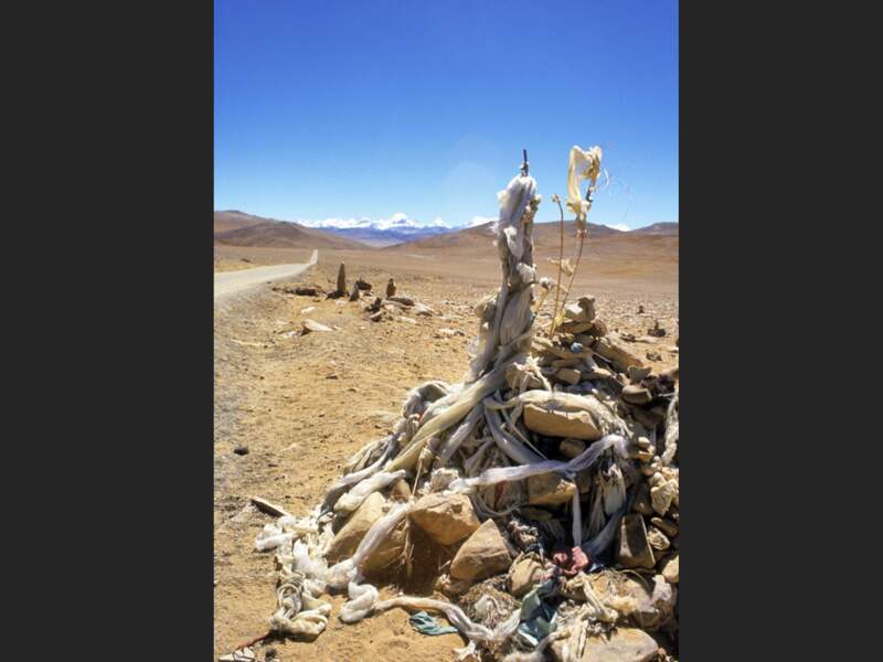 Echarpes d’offrandes, Himalaya, Tibet