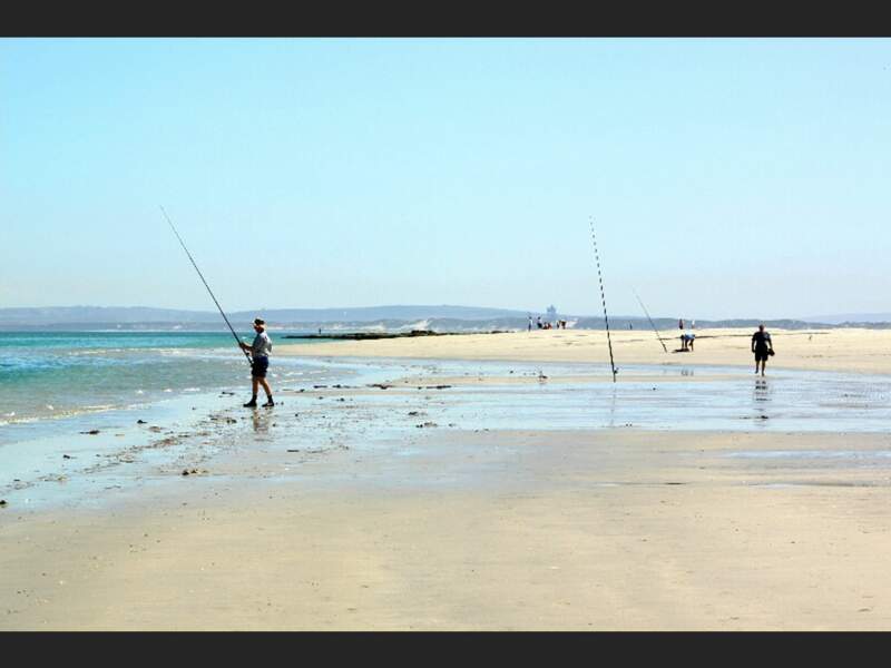 Le lagon de Langebaan, lieu apprécié des pêcheurs... et des kitesurfers (Afrique du Sud).
