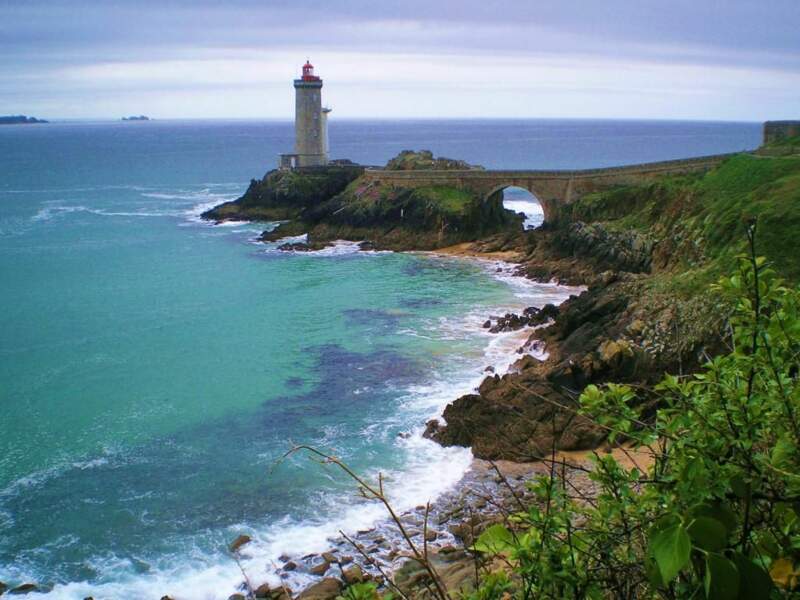Le phare du Petit Minou garde l’entrée de la rade de Brest (Finistère, Bretagne). 