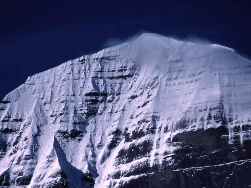 Le sommet du mont Kailash, au Tibet, en Chine