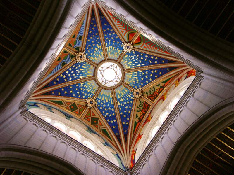 Le plafond de la cathédrale Nuestra Senora de la Almudena