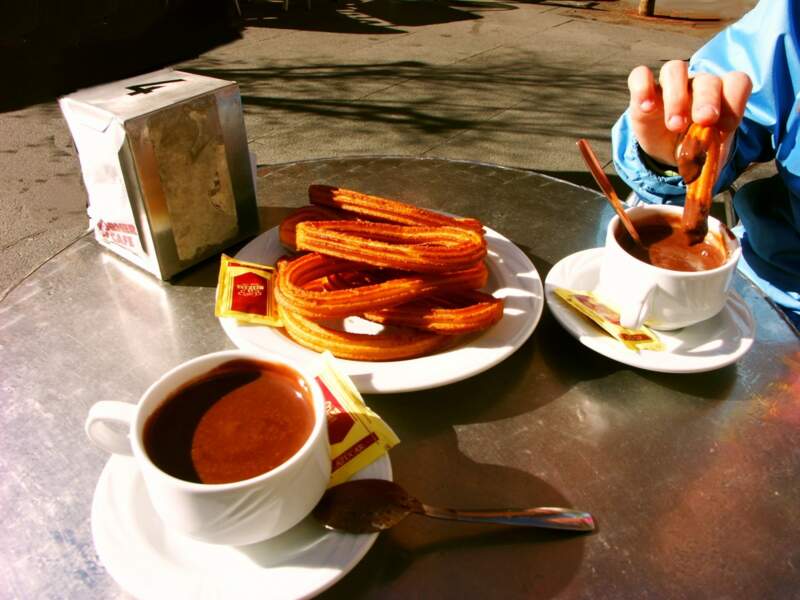 Petit déjeuner sur une terrasse madrilène