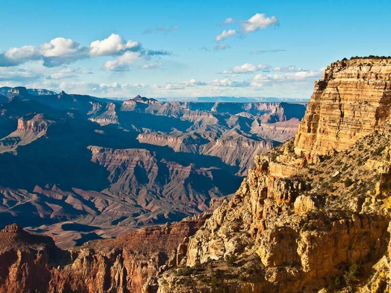 Les roches arides du Grand Canyon, parc national du Grand Canyon, Arizona, Etats-Unis
