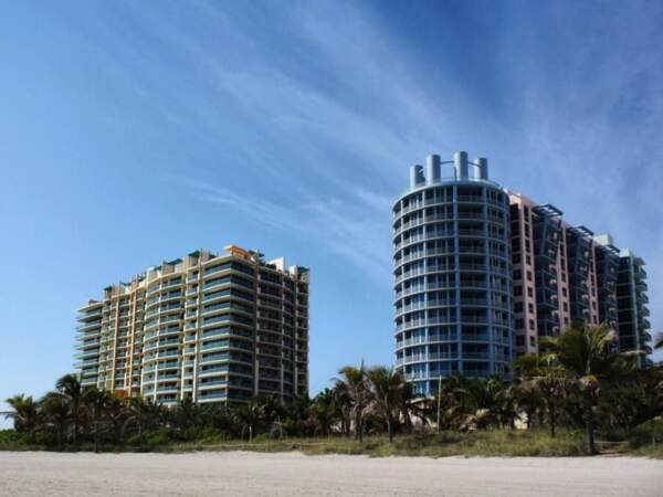 Hôtels colorés à Miami Beach, en Floride, aux Etats-Unis.