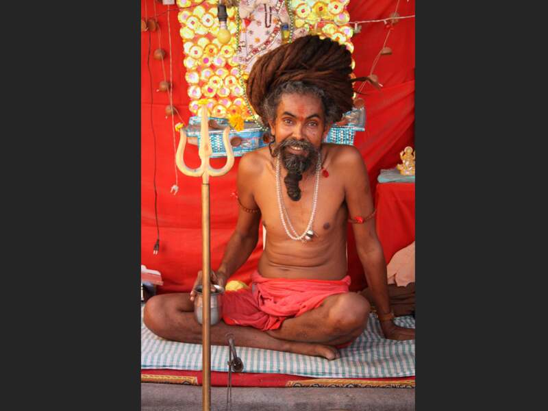 Un sadhu pendant la fête de la Kumbh Mela, à Haridwar, dans l’Uttaranchal Pradesh (Inde).