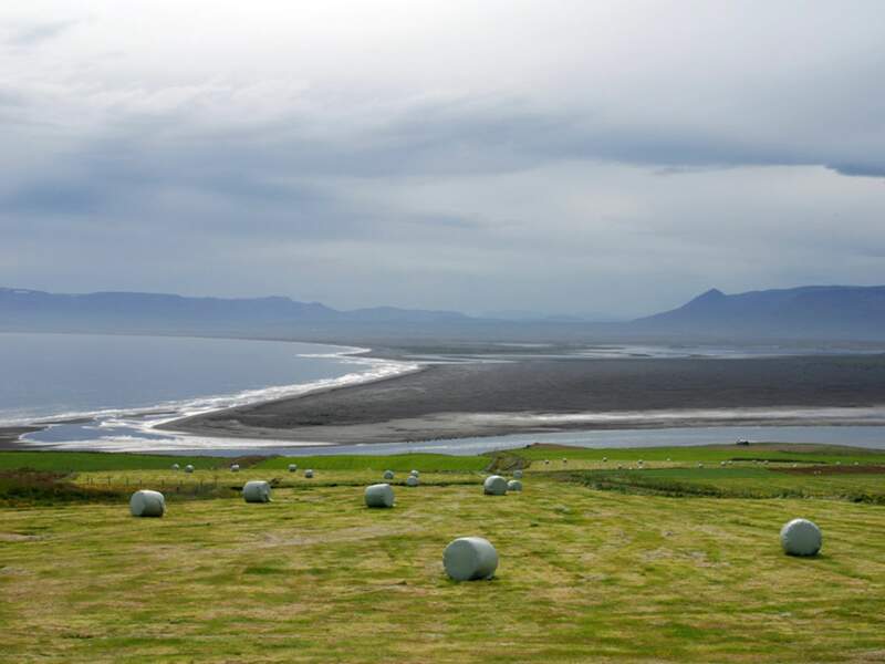 Vue de la route 711, qui longe la péninsule de Vatnes, en Islande.