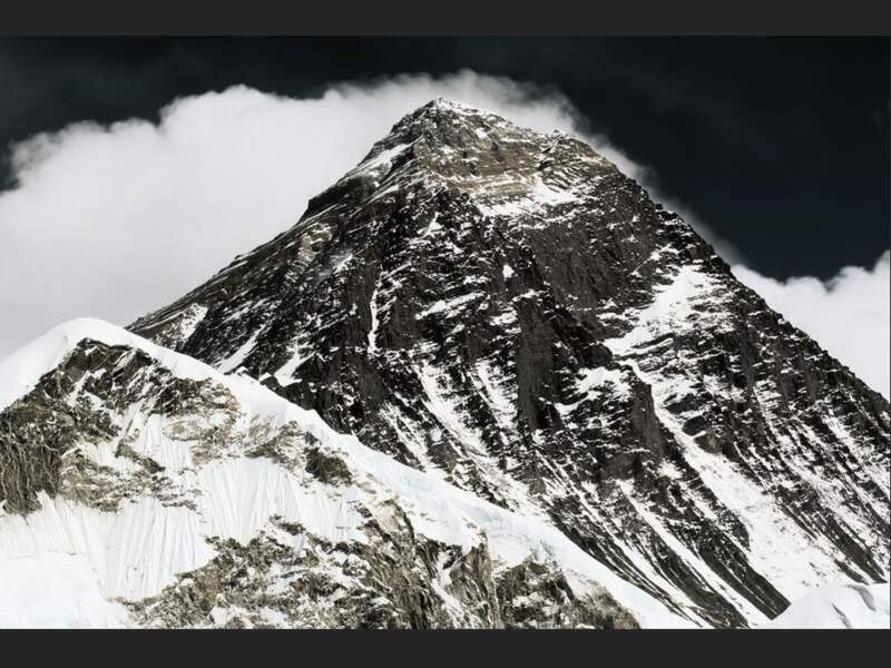 L’Everest, depuis le Kala Patthar, au Népal. 