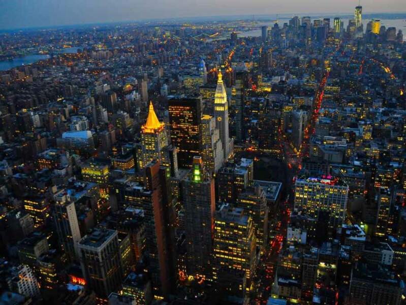 Panorama de New York depuis l'Empire State Building, à New York, aux Etats-Unis.