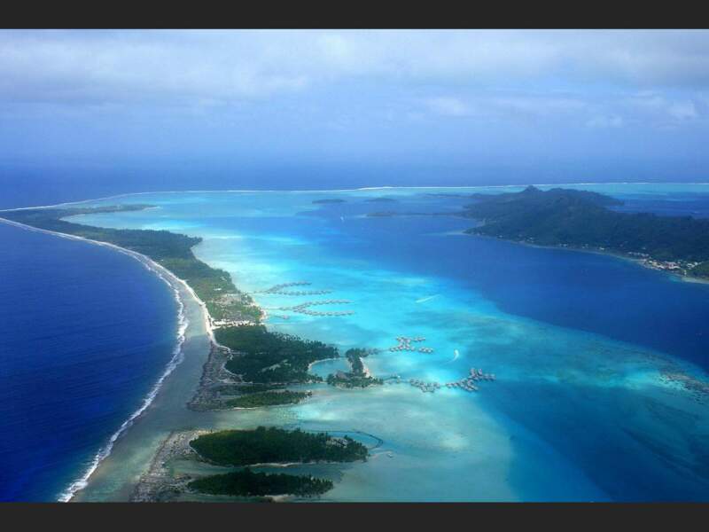 Vue aérienne de Bora Bora en Polynésie française
