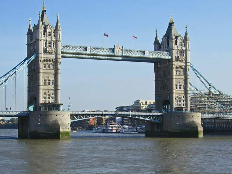 Le Tower Bridge de Londres (Grande-Bretagne), un symbole universellement connu. 
