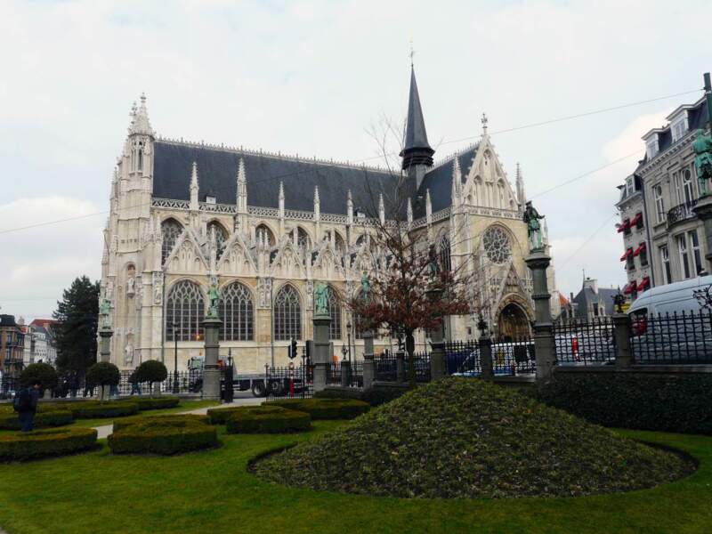 La place du Grand Sablon à Bruxelles, en Belgique.