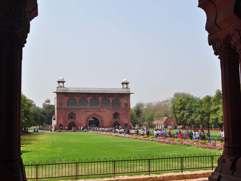 Les jardins du Fort Rouge de Delhi, en Inde.