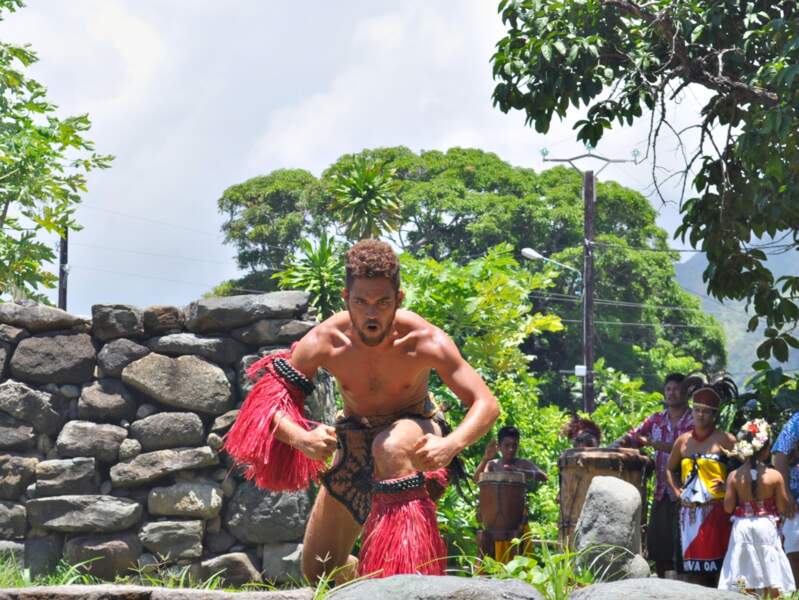 Danseur de haka sur l’île de Ua Pou, dans l’archipel des îles Marquises, en Polynésie française. 