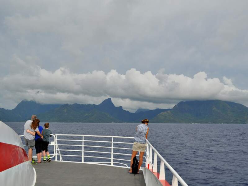 Le ferry Terevau assure la connexion entre Tahiti et Moorea, en Polynésie française. 