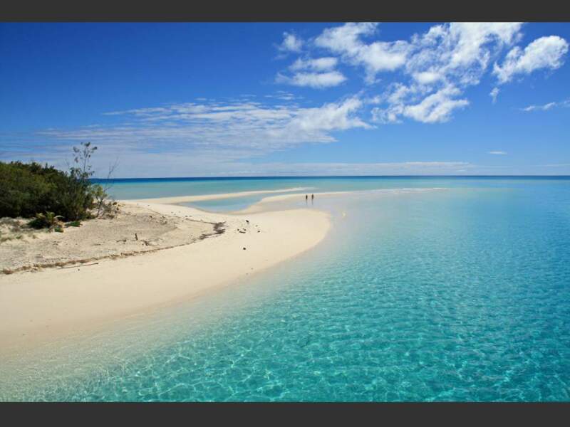 Sertie dans son lagon spectaculaire, l'île d'Ouvéa est une des plus belles îles de Nouvelle-Calédonie.