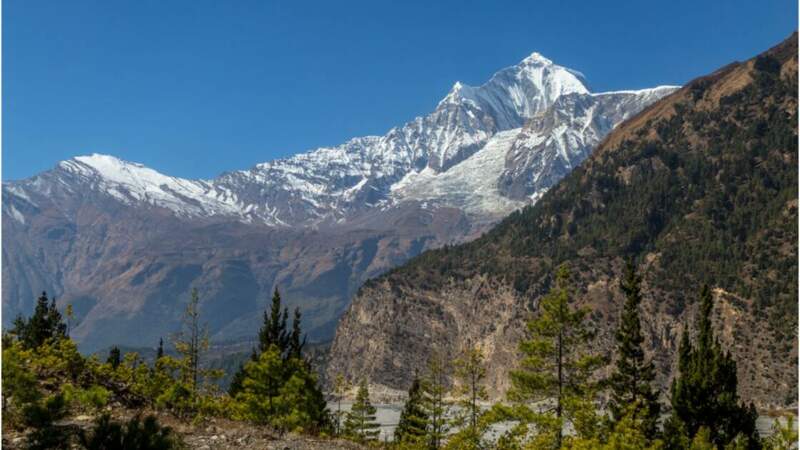 Des montagnes considérées comme le séjour des dieux pour les Népalais