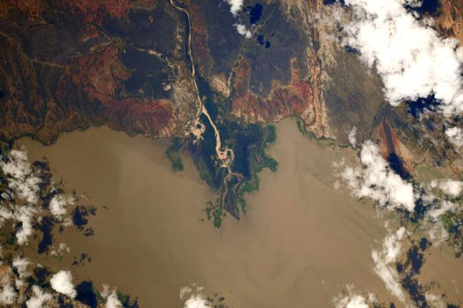 Le lac Mtera en Tanzanie 