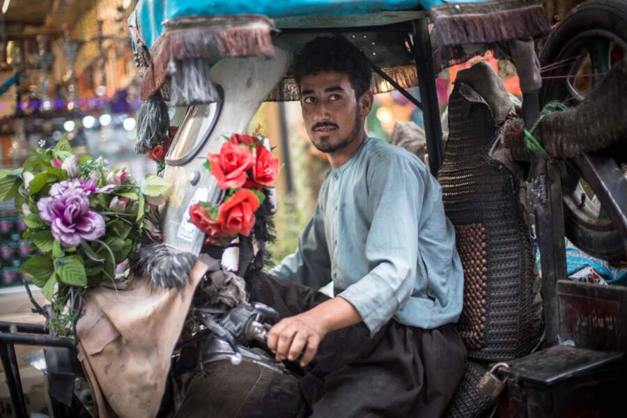 Conducteur de rickshaw à Kaboul 