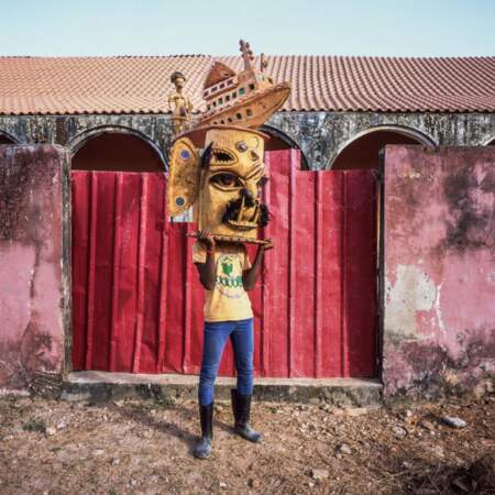 En Guinée-Bissau, chaque quartier fabrique un masque