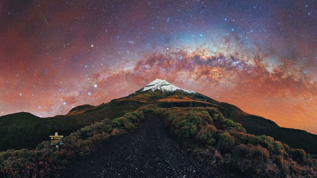 Kiwi galactique (mont Taranaki, Nouvelle-Zélande)
