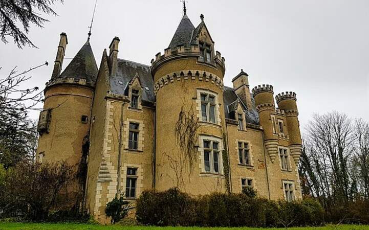 Le château de Fougeret (Vienne, Nouvelle-Aquitaine)