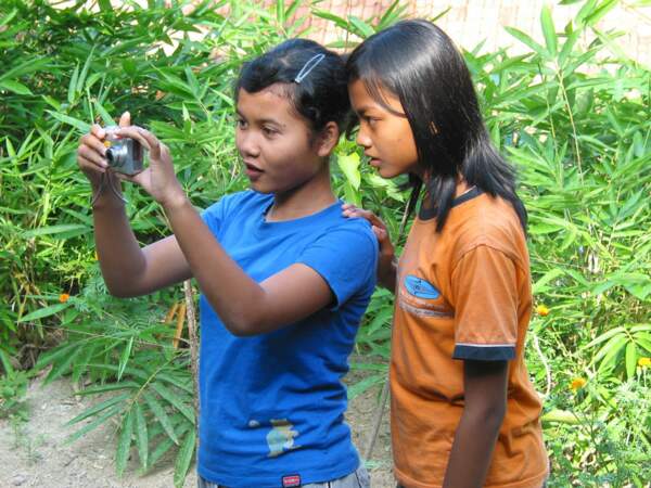 Les enfants du village de Bebekan ont participé à un atelier photo (Java, Indonésie).
