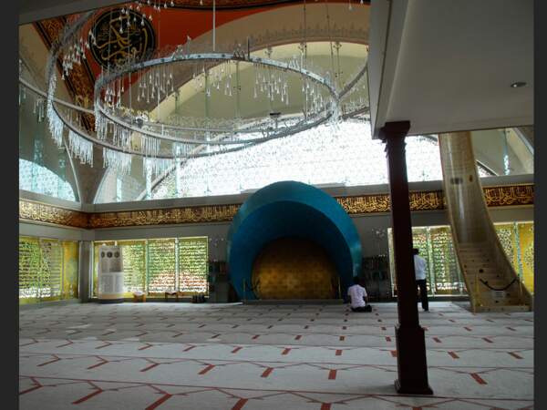 Mosquée designée par Zeynep Fadilloglu, à Istanbul, en Turquie