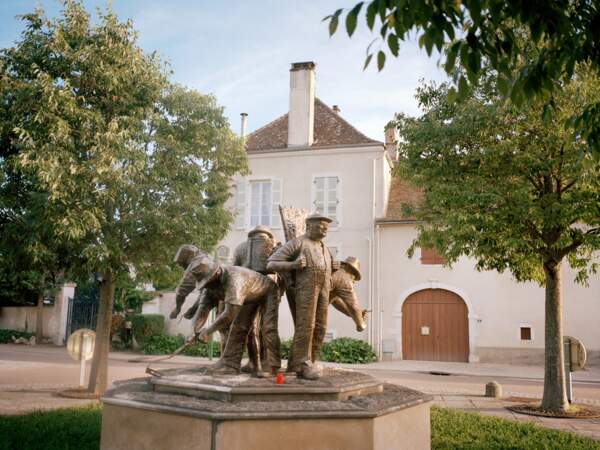 Le village de Puligny-Montrachet, en Côte-d'Or, est réputé à travers le monde pour ses grands crus.