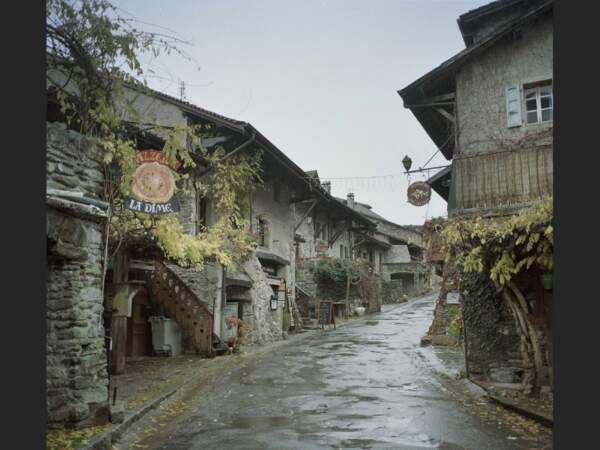 La petite cité d'Yvoire, au bord du lac Léman, en Haute-Savoie (Rhône-Alpes, France).