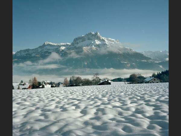 Vue sur le Mont-Blanc depuis Cordon, en Haute-Savoie (Rhône-Alpes, France).
