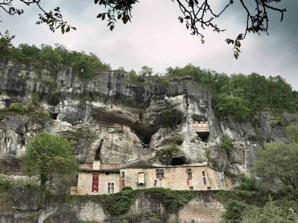 La maison forte de Reignac, en Dordogne.