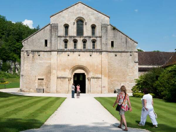 La façade ouest de l’église abbatiale de l’abbaye de Fontenay, en Bourgogne