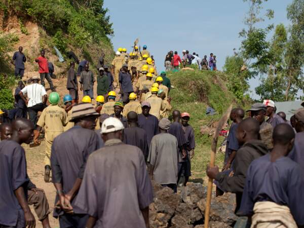 Une fois par mois, tous les Rwandais de 18 à 65 ans participent aux "umuganda", les travaux communautaires