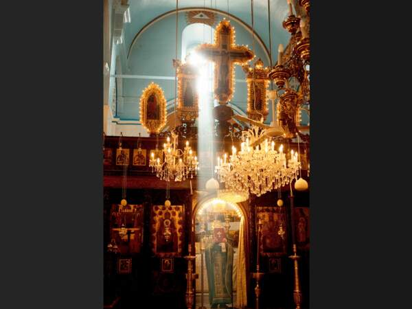 A l'heure de l'office, la lumière inonde le couvent Notre-Dame de Saidnaya (Syrie).