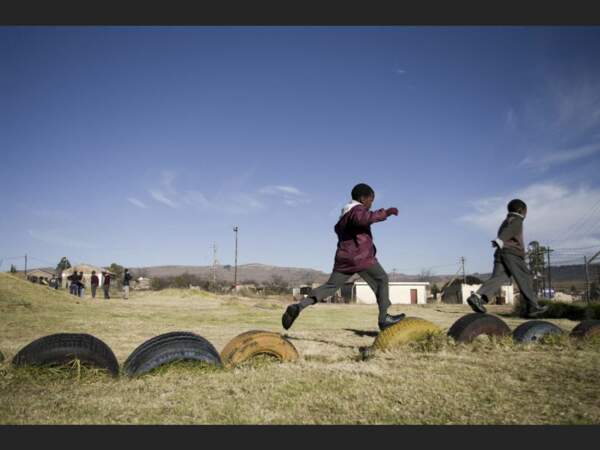 A Kestell, en Afrique du Sud, les enfants rêvent d'une vie meilleure et d'exploits sportifs.