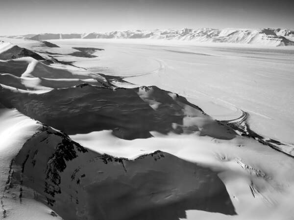 Le glacier Beardmore, en Antarctique, est l’un des plus grands glaciers de la planète. 