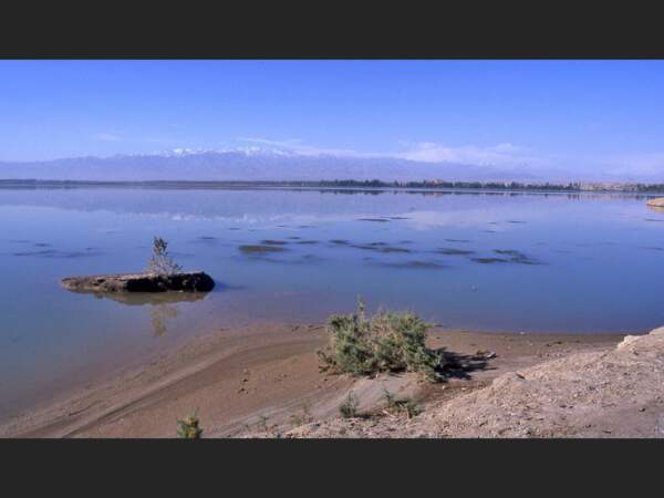 Lac Kara Kul, au Xinjiang