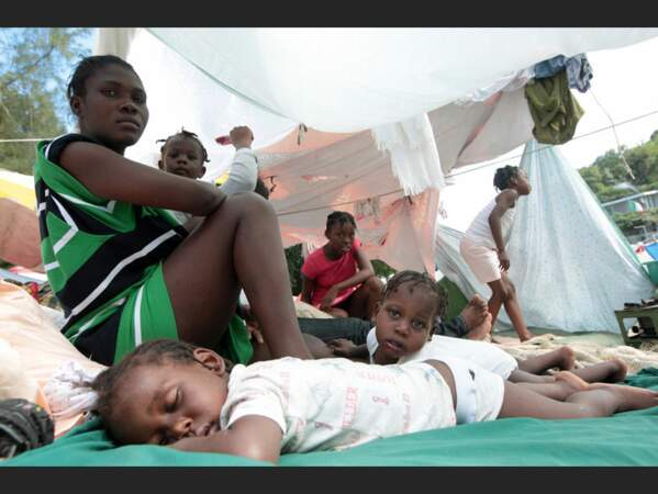 Sans-abri à Port-au-Prince après le tremblement de terre qui a dévasté Haïti le 12 janvier 2010